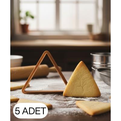 5Li Üçgen Figürlü Kurabiye Kalıbı Hamur Kesici Şeker  ve Oyun Hamuru İçin Tek Parça Kalıp