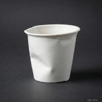 Beyaz Modern Yamuk Formlu Bardak Kalemlik Masaüstü Plastik Düzenleyici