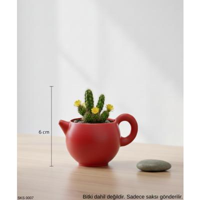 Kırmızı Çaydanlık Şeklinde Mini Dekoratif Saksı 6 Cm Masa Üstü Ofis Dekoru
