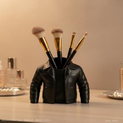 Siyah Ceket Tasarımlı Makyaj Fırçalığı Masaüstü Kozmetik Düzenleyici