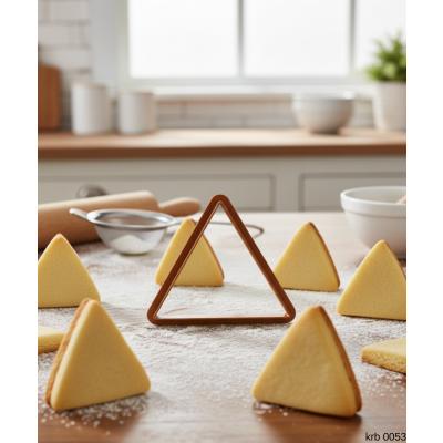 Üçgen Figürlü Kurabiye Kalıbı Hamur Kesici Şeker  ve Oyun Hamuru İçin Tek Parça Kalıp